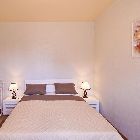 Хостел Perron Kharkov Ngoại thất bức ảnh