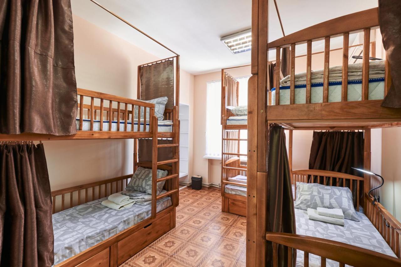 Хостел Perron Kharkov Ngoại thất bức ảnh