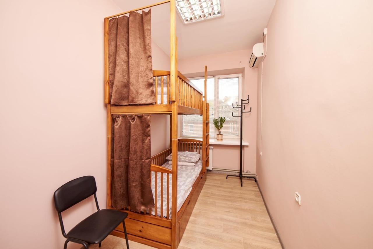 Хостел Perron Kharkov Ngoại thất bức ảnh