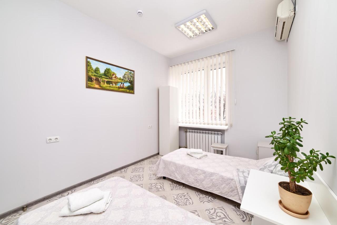 Хостел Perron Kharkov Ngoại thất bức ảnh