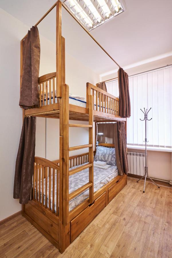 Хостел Perron Kharkov Ngoại thất bức ảnh